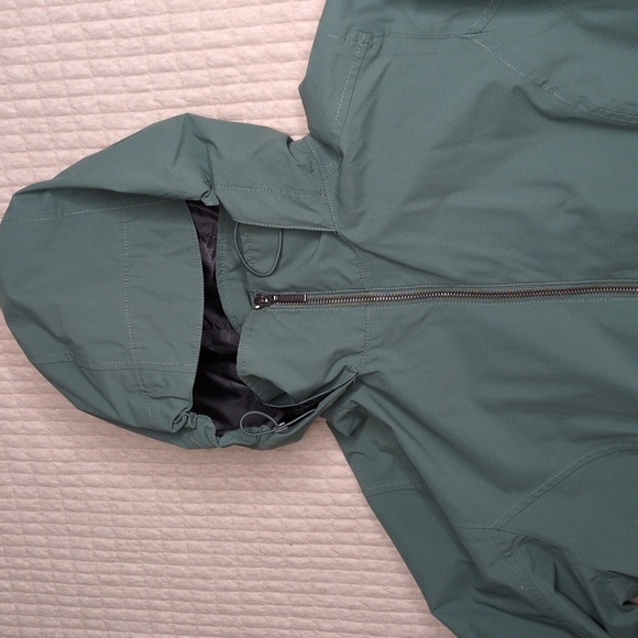 Marmot Hooded Raincoat - Picture 3 of 12